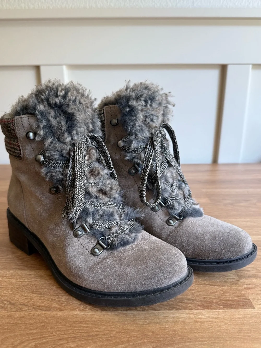 Sam Edelman Darrah Suede Lace Up Faux FurWinter Combat Boots Putty Gray wmn 7